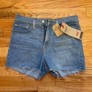 Levi’s High-rise Sculpt Shorts
